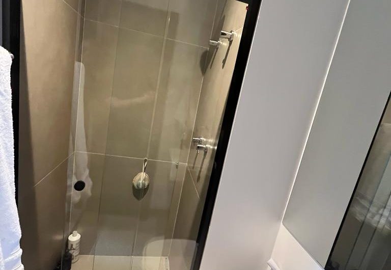 STUDIO 57M² COM VAGA NA VILA OLIMPIA