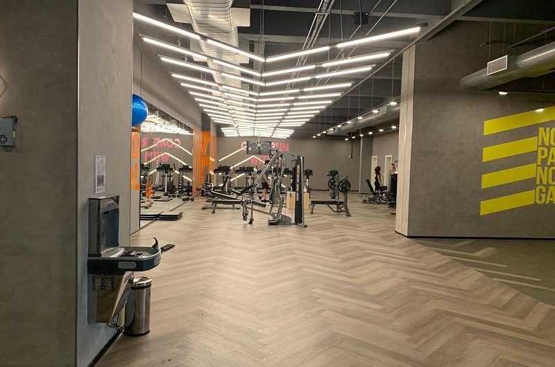 STUDIO 57M² COM VAGA NA VILA OLIMPIA